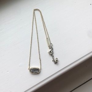 Kendra Scott necklace